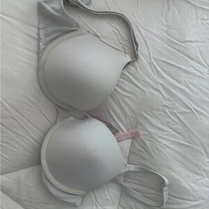 Victoria's Secret Light Gray Bra